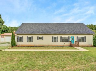 818 Wysong Mill Rd, Hardy, VA 24101