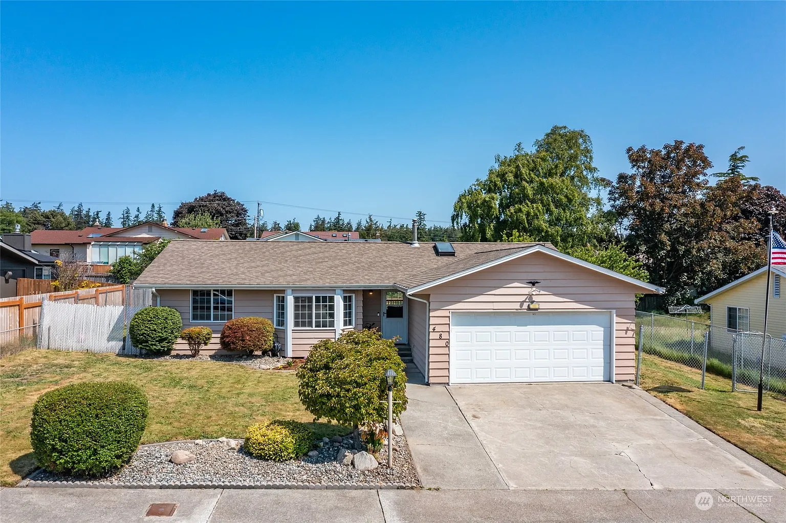 480 SW 4th Avenue photo 1