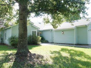 22 Saint Jean De Luz Ave, Mandeville, LA 70448