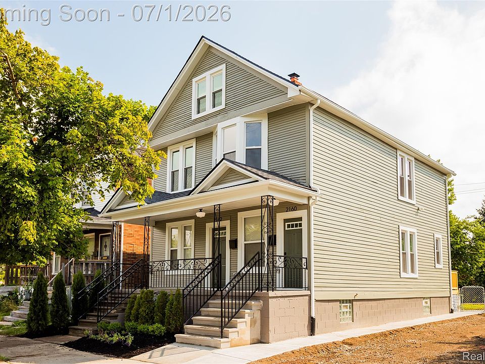 1st image of 2160 Holcomb St
