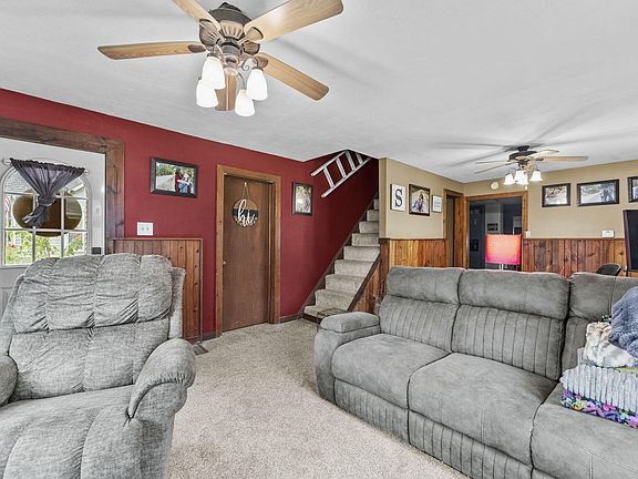 4th image of 839 Buchanan Ave