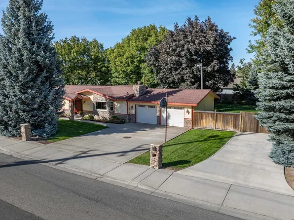 2221 E 53rd Ave, Spokane, WA 99223