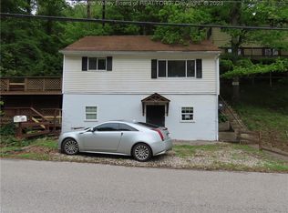 909 S Park Rd SE, Charleston, WV 25304