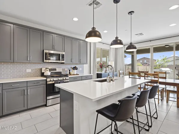 10599 W Walker Brown Dr, Marana, AZ 85653