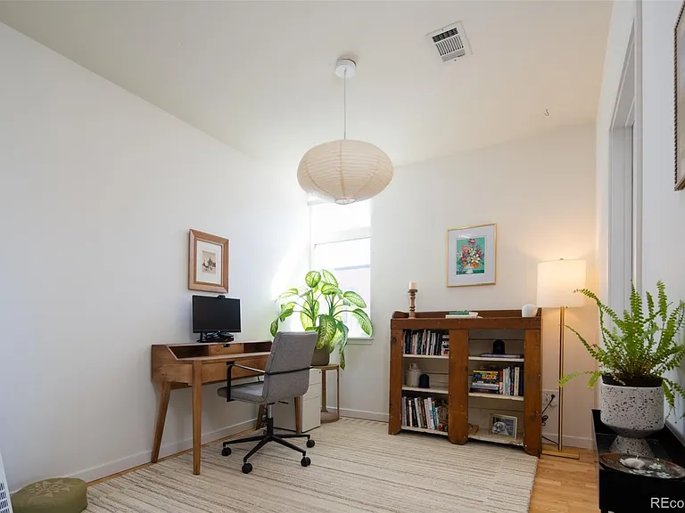 3101 Blake St #308 — Photo 8