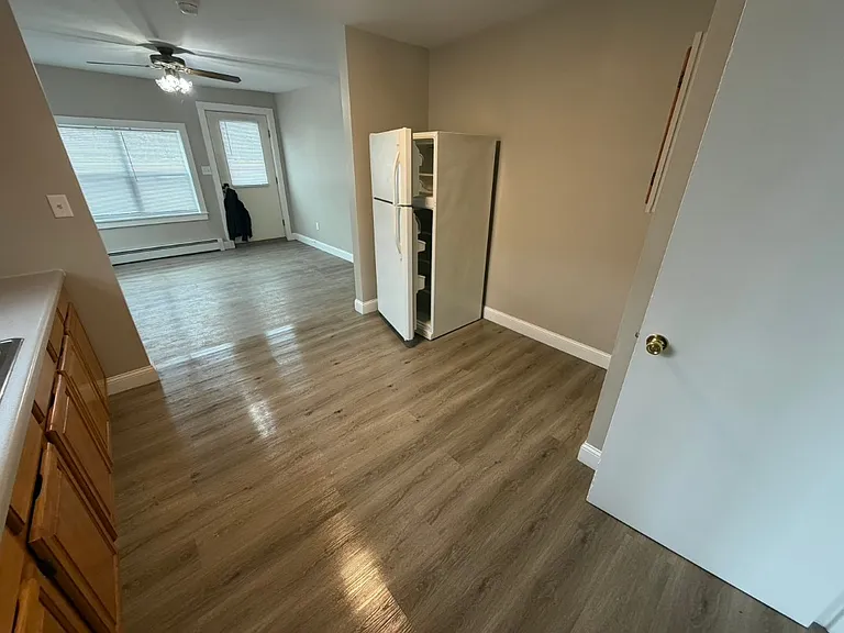49 Market St #101 — Photo 4