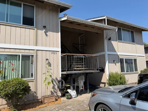 1325 18th St., 1325 18th St APT 4, Springfield, OR 97477