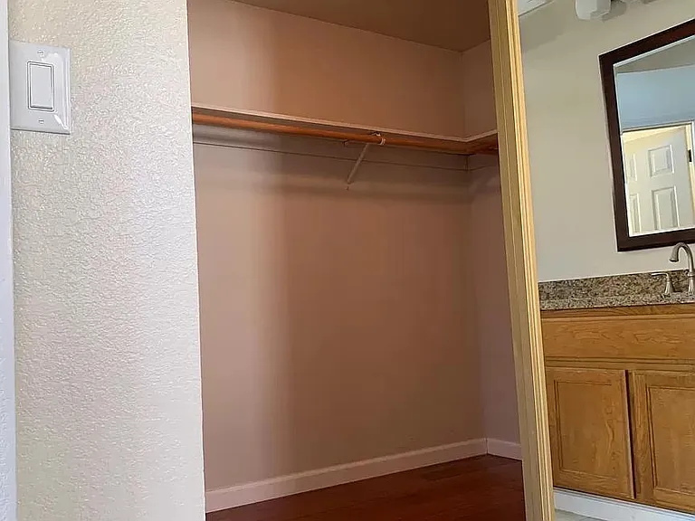 1560 Mission Springs Cir — Photo 15