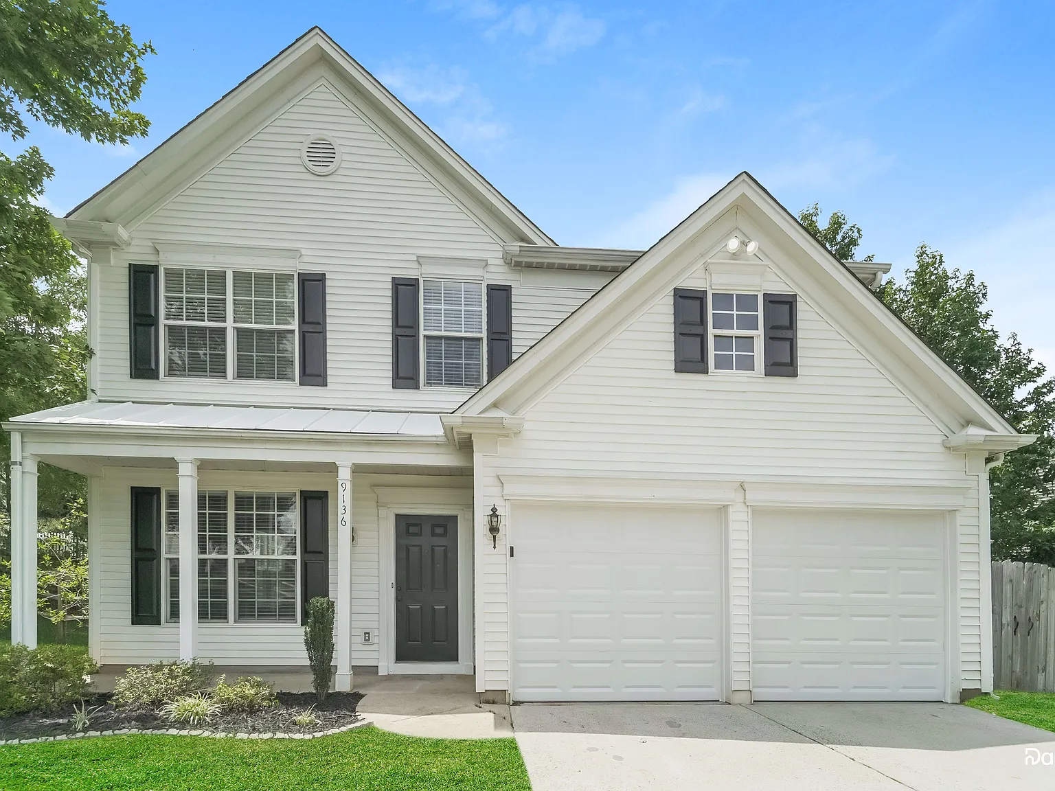 3 bed, 2.5 bath, 2102 sqft, $2,715 — Photo 3