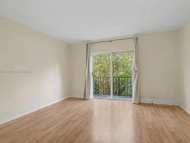 6709 N Kendall Dr #223 — Photo 4
