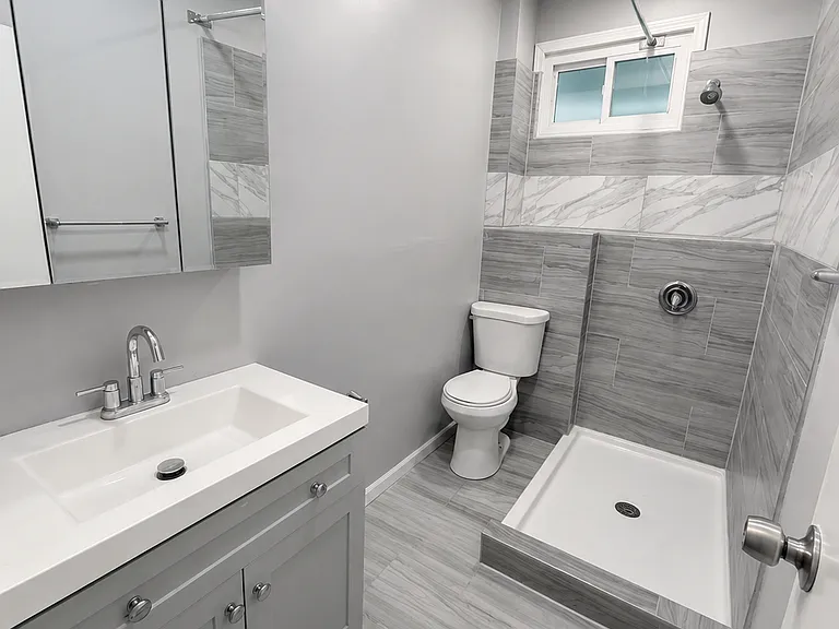 219 S Orchard St #2 — Photo 5