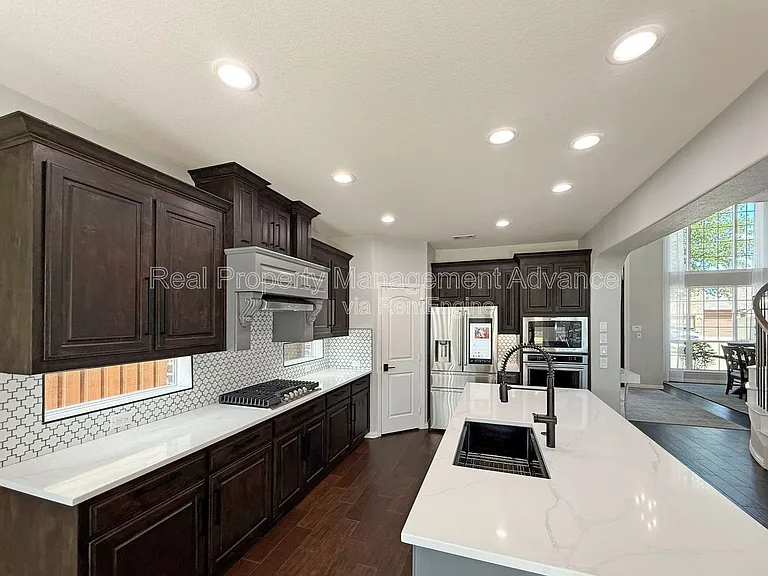801 Renault Way — Photo 11