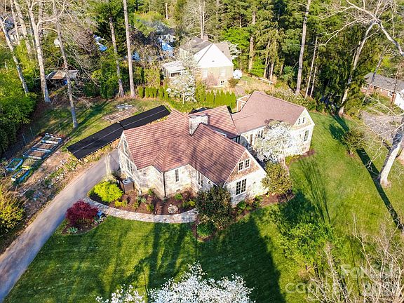 3rd image of 84 Arthur Rd