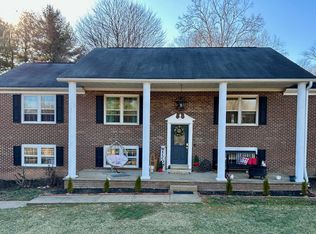 4260 Padgett Dr, Haymarket, VA 20169