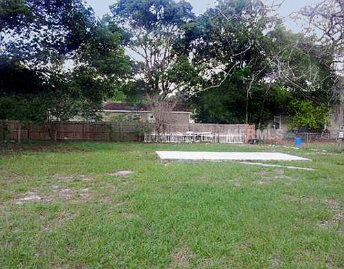 1st image of 691 Crestview Dr