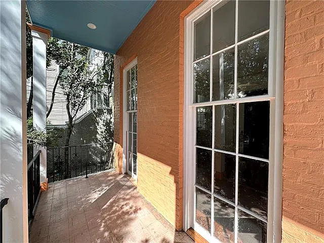 1 bed, 1.0 bath, 1200 sqft, $1,800 — Photo 4