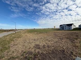 17200 Springbrook Trl, Waukee, IA 50263