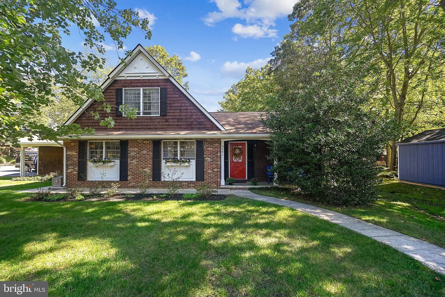 3501 Newport Ave photo 1