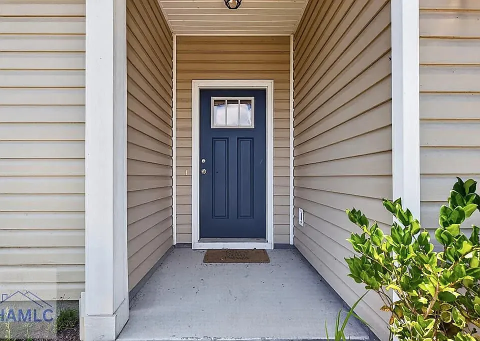 3 bed, 1535 sqft, $2,350 — Photo 3