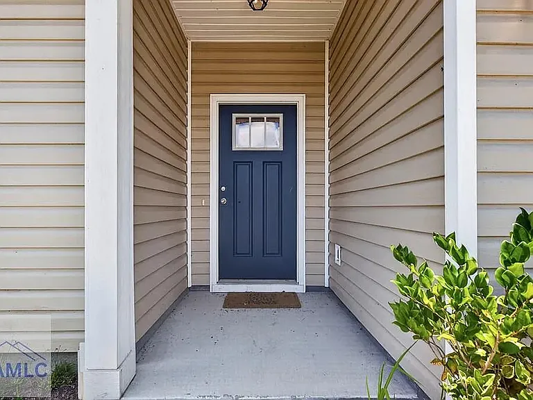 589 Meloney Dr — Photo 3