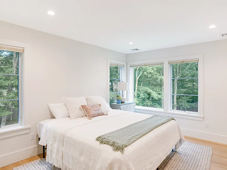 95 Peconic Hills Dr — Photo 18