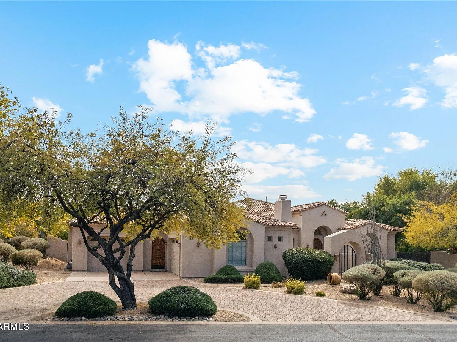 4 bed, 3.0 bath, 2861 sqft, $5,900 — Photo 1