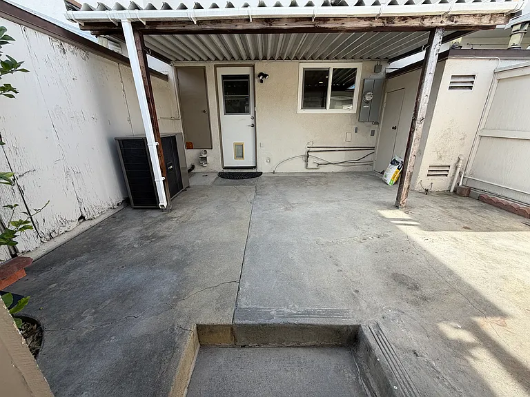 5063 Argyle Dr — Photo 23