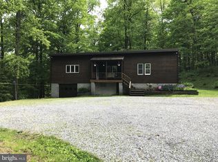 204 Wheatfield Rd, Sinking Spring, PA 19608