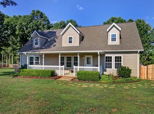 105 Purple Finch Ln, Mooresville, NC 28117