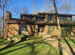 1501 S Cedar Ridge St, Springfield, MO 65809