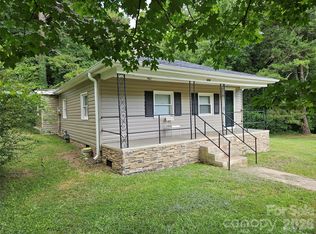 3010 Capitol Dr, Charlotte, NC 28208