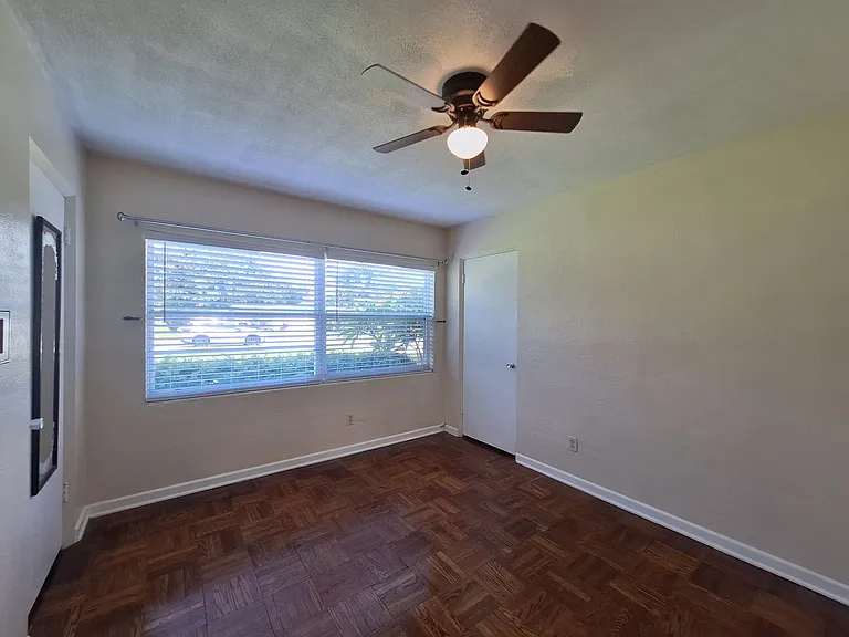 4006 Bayfront Pkwy — Photo 9
