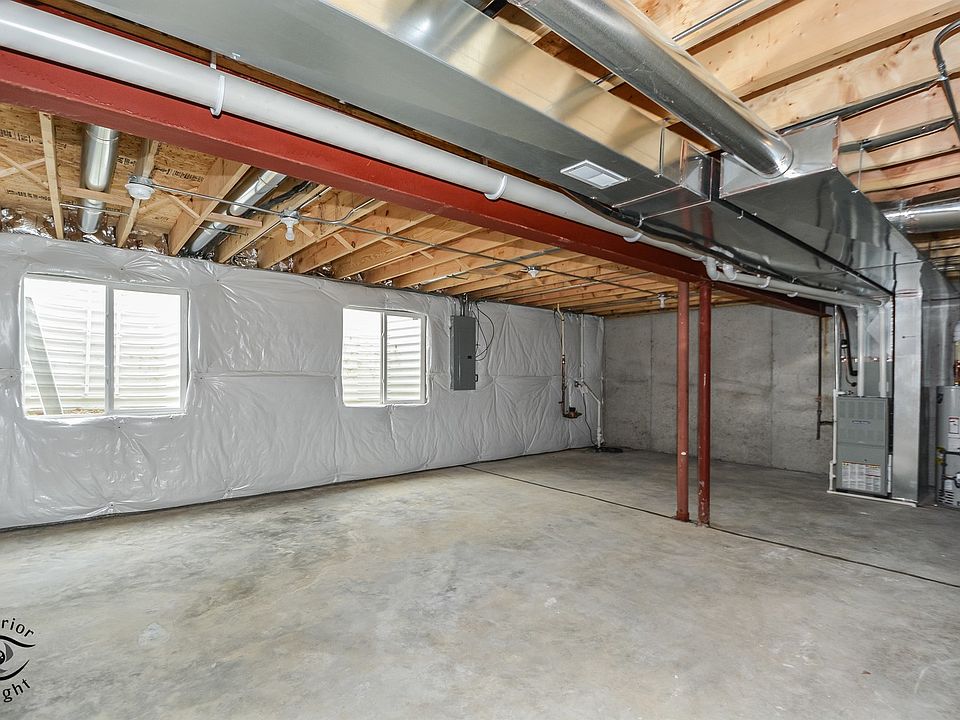 2nd image of 223 Dorset Ave