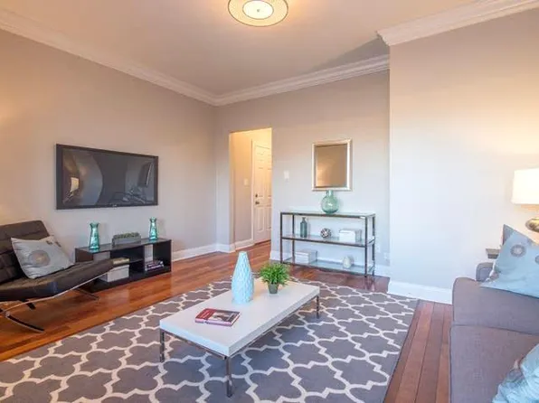 4055 S Calumet Ave APT 1, Chicago, IL 60653