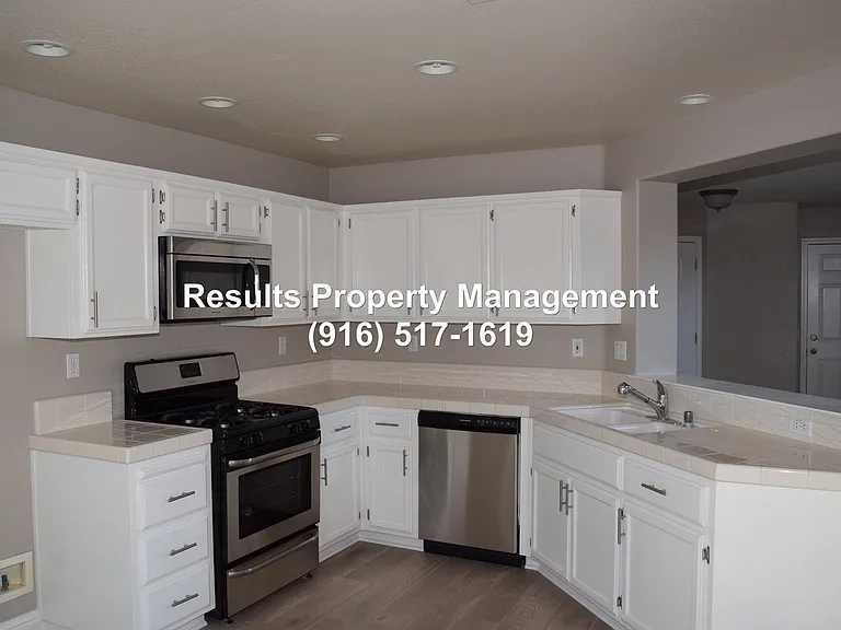 3488 Apollo Cir — Photo 6