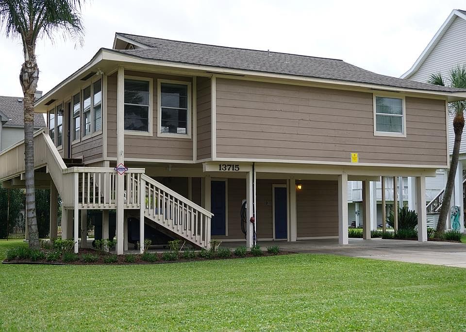 1st image of 13715 Pirates Beach Blvd