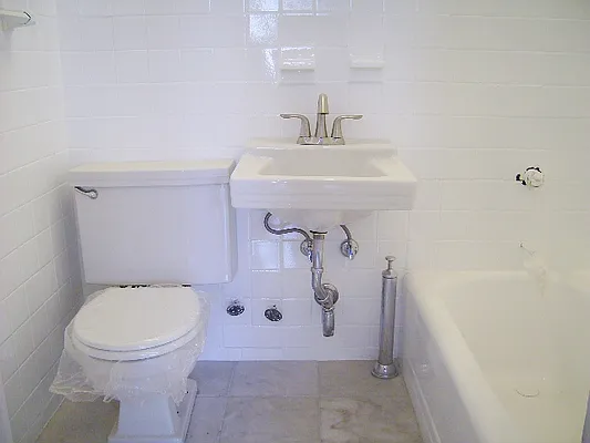 Rented by City Connections Realty | media 25
