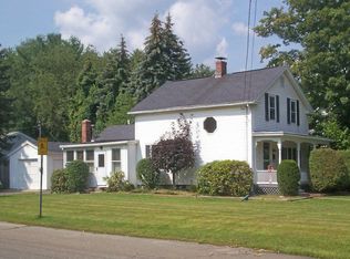 94 Holyoke St, Easthampton, MA 01027