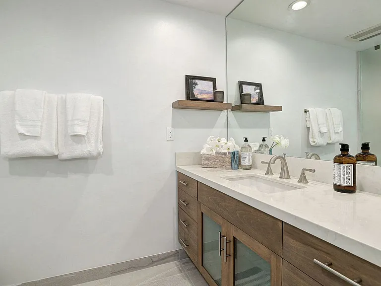 1025 Ocean Avenue — Photo 138