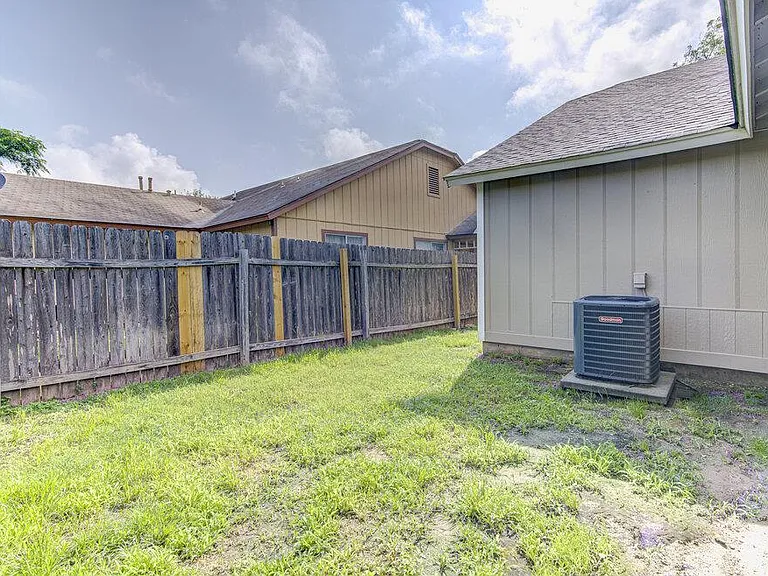 8202 W Gate Blvd #A — Photo 20