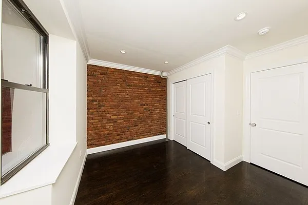 Rented by Oxford Property Group | media 25