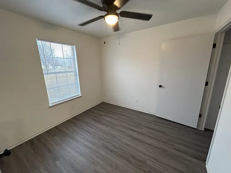 329 Berry St #103 — Photo 8
