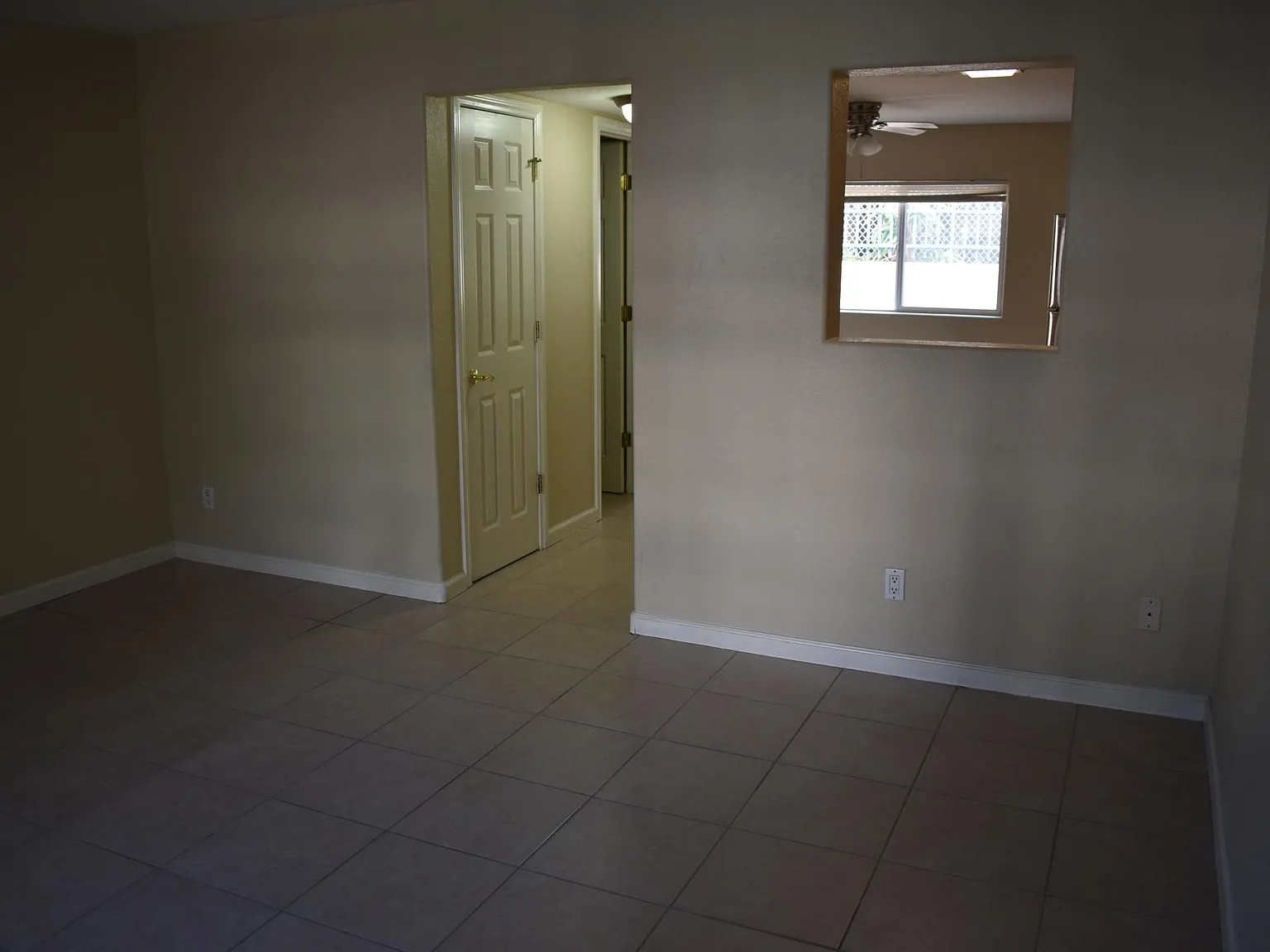 2 bed, 1.5 bath, 960 sqft, $2,750 — Photo 2