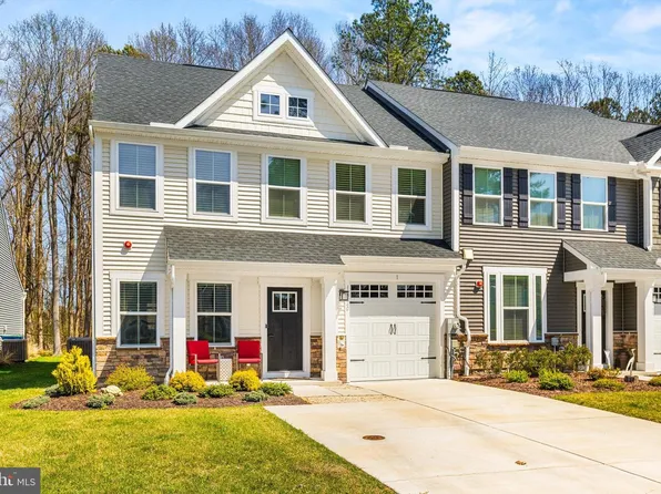 12720 Carnouste Ln #1, Berlin, MD 21811