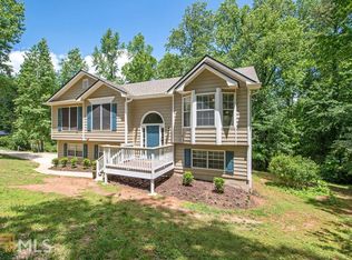 855 Governors Ln, Winder, GA 30680