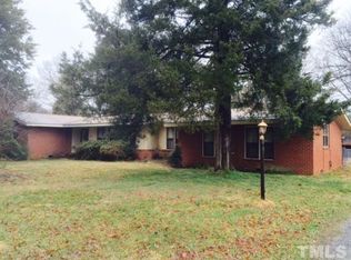 464 Wall St, Yanceyville, NC 27379