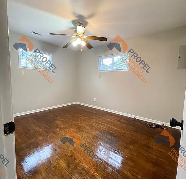 14387 Leonard Ave — Photo 9