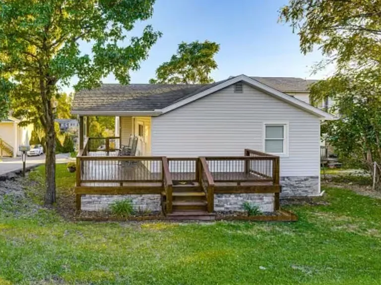 1108 Valley View Ave — Photo 16