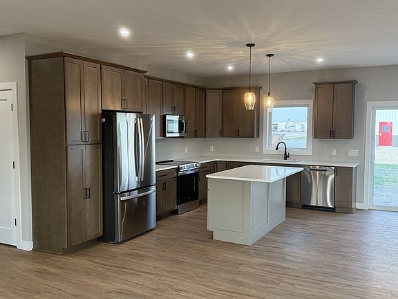 5th image of 1131 Elm Ave S