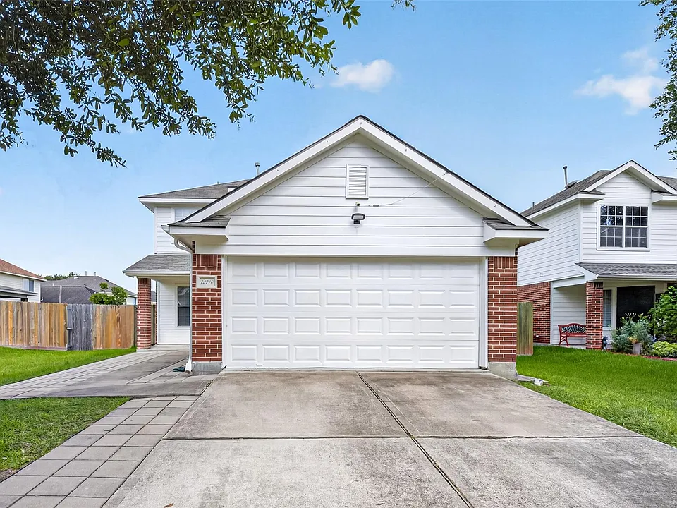 12710 Paso Del Flores Dr
